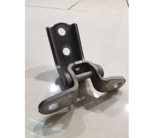 Петля двери (задняя, правая, нижняя)