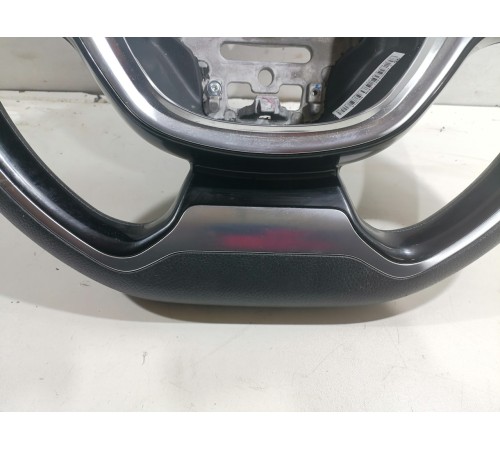 Рулевое колесо (руль) с многофунциональными кнопками