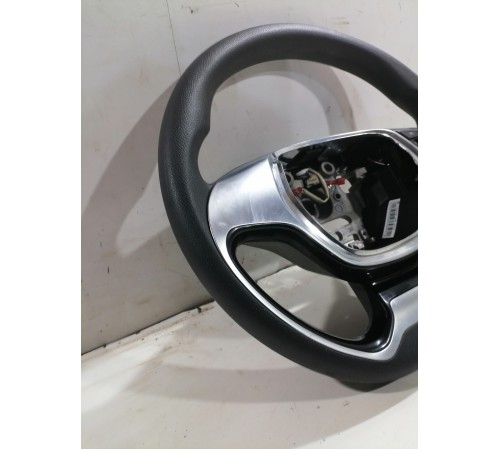 Рулевое колесо (руль) с многофунциональными кнопками