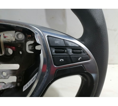 Рулевое колесо (руль) с многофунциональными кнопками