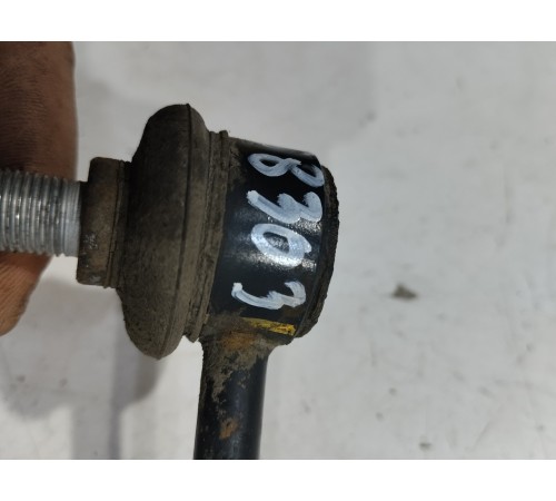 Стойка стабилизатора передняя