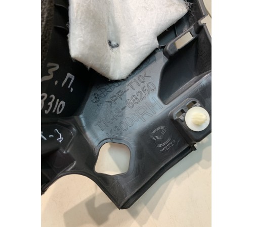 Обшивка стойки багажника (задняя, правая)