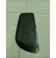 Форточка двери задняя правая