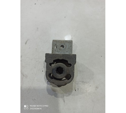 Кронштейн(крепление) глушителя