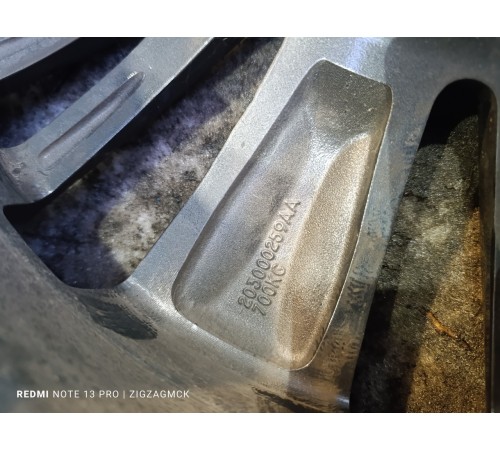 Комплект колес 235/50R19