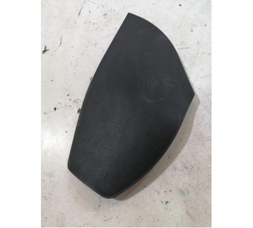 Накладка центральной консоли правая