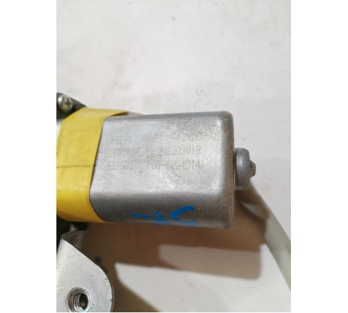 Стеклоподъемник двери задний правый