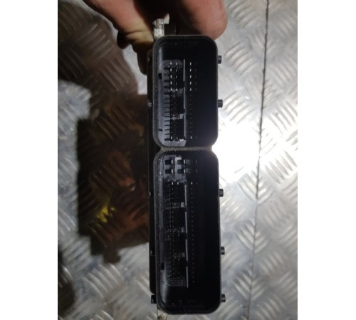 Блок управления двигателем