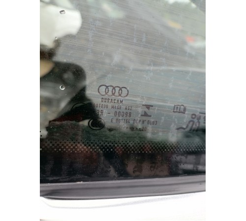 Глухое стекло кузова левое, форточка