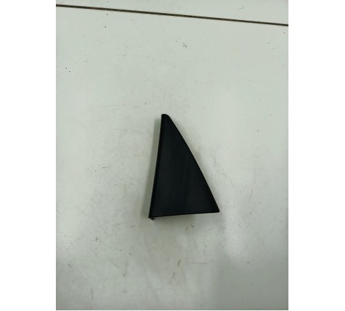 Накладка двери (уголок) передний левый