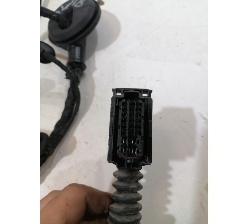 Электропроводка двери задняя левая