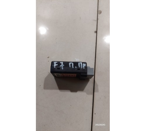 Блок управления вентиляцией и отоплением сиденья передний правый