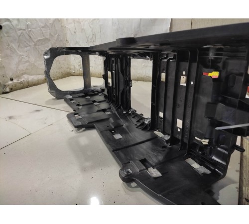 Направляющая центральной консоли