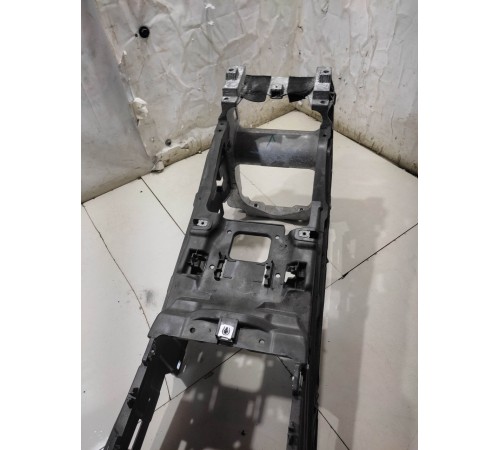 Направляющая центральной консоли