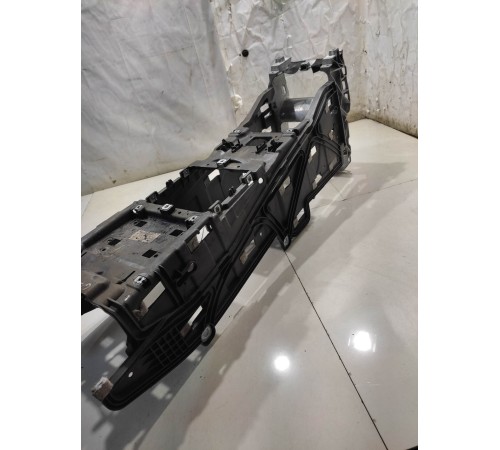 Направляющая центральной консоли