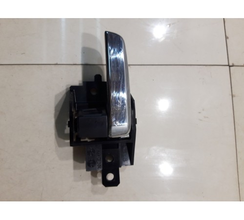 Ручка двери (задняя, левая, внутренняя)