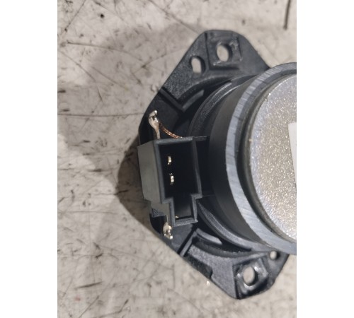 Динамик обшивки крышки багажника