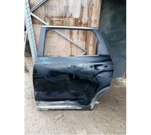 Дверь задняя левая