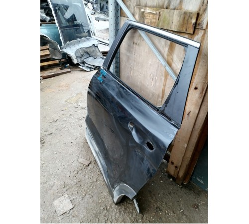 Дверь задняя левая
