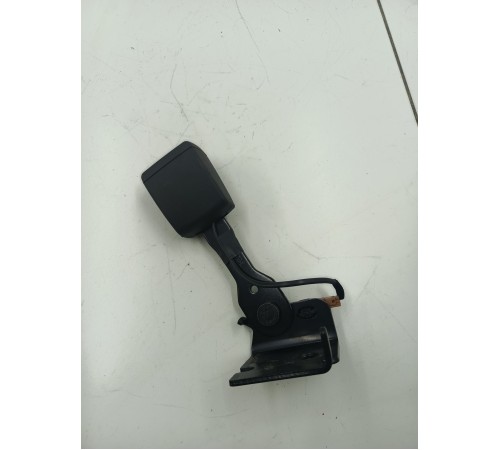 Ответная часть ремня безопасности задняя правая