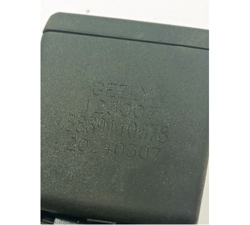 Ответная часть ремня безопасности задняя правая