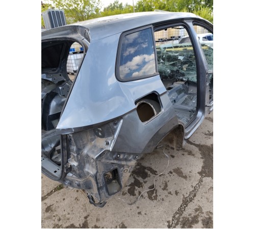 Крыло заднее правое