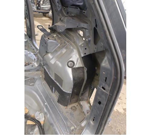 Крыло заднее правое