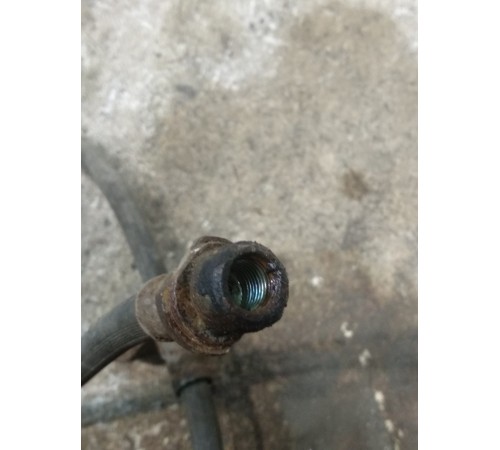 Шланг тормозной передний правый