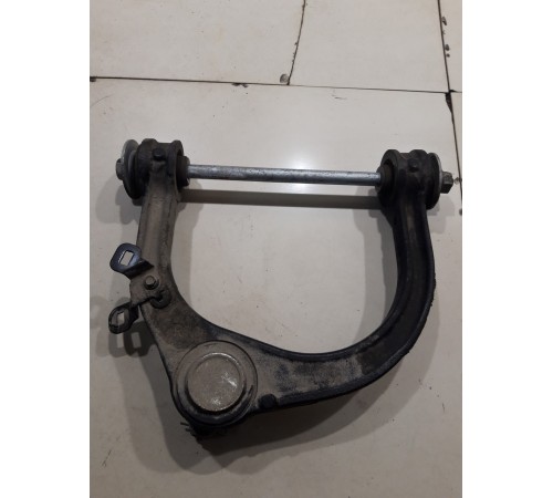 Рычаг подвески(передний правый)