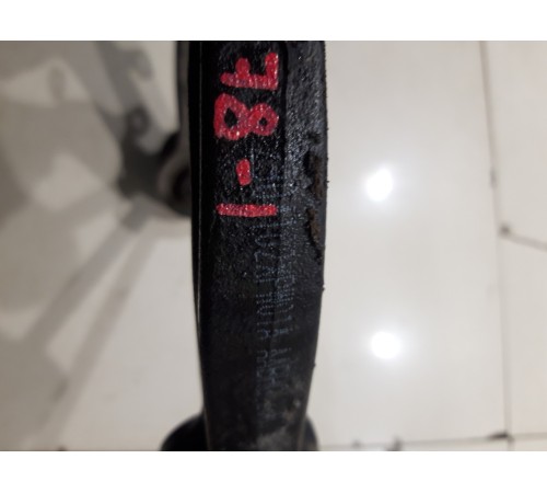 Рычаг подвески(передний правый)