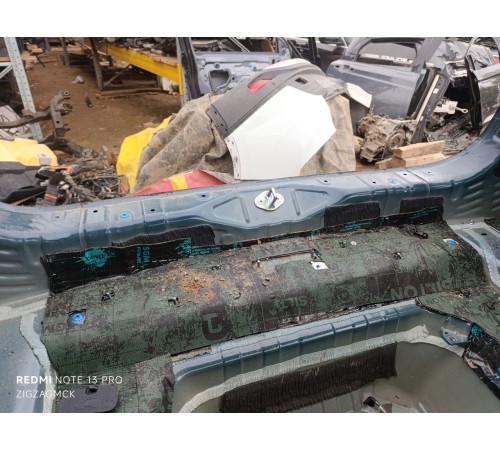 Панель задняя