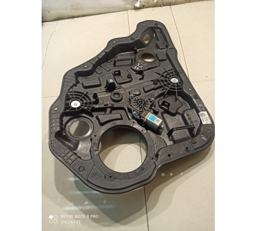 Стеклоподъёмник (задний, левый)