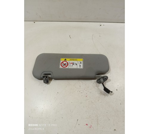 Козырек солнце защитный правый