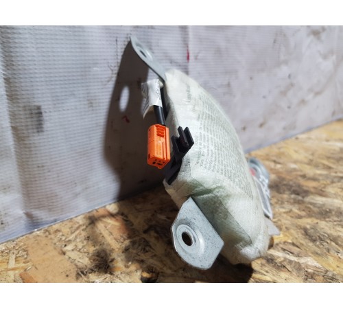 Подушка безопасности боковая Передняя Правая