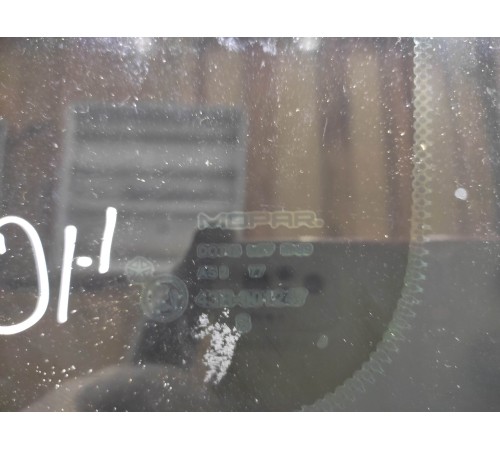 Глухое стекло (заднее, правое)