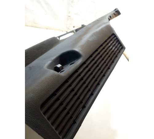 Обшивка багажника (левая)