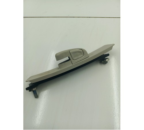 Механизм регулировки ремня безопасности правый