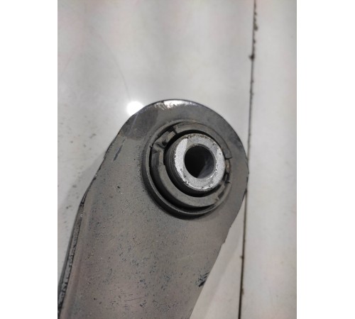 Рычаг подвески(задний левый)