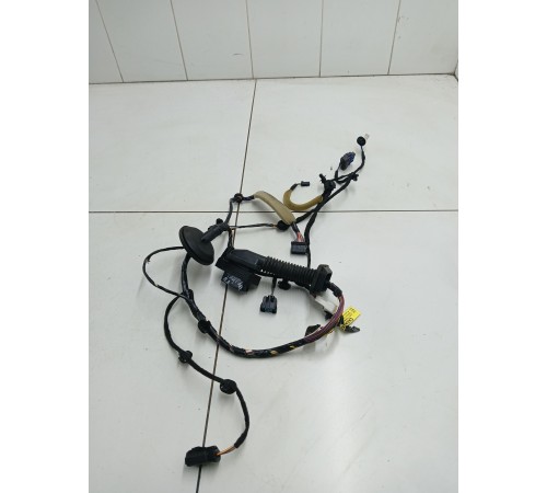 Электропроводка двери передняя левая