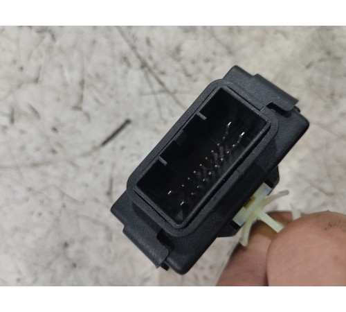 Блок управления сиденьем задний правый