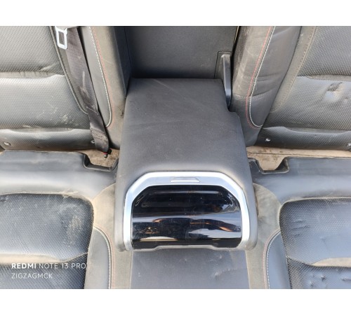 Задний ряд сидений