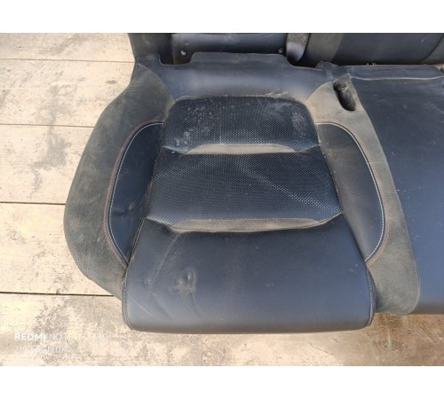 Задний ряд сидений