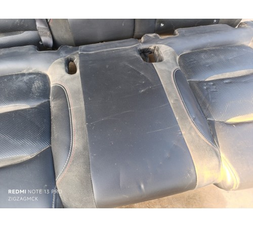 Задний ряд сидений