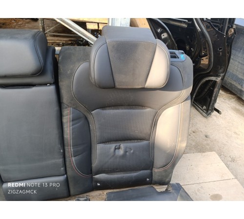 Задний ряд сидений