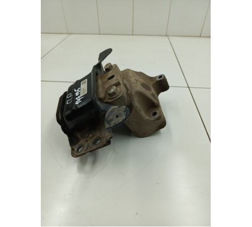 Подушка опора двигателя левая