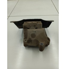 Подушка опора двигателя левая