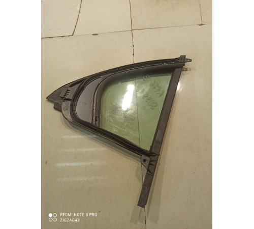 Стекло двери глухое (заднее левое)