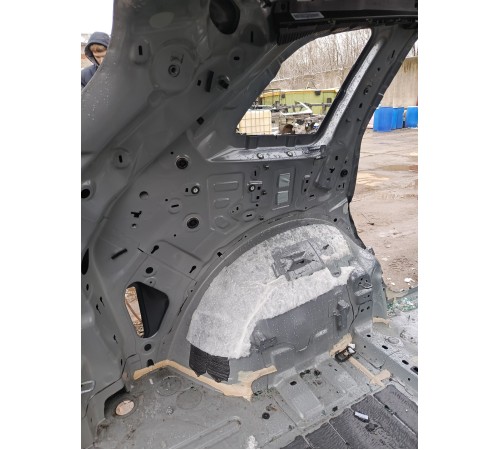 Крыло заднее левое