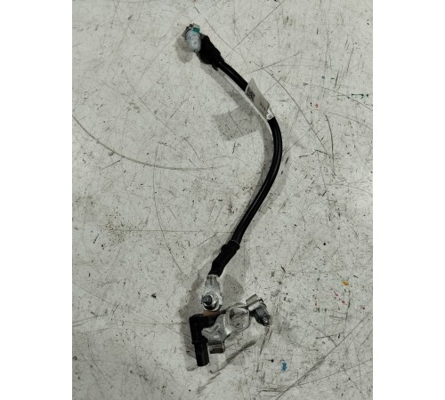 Клемма аккумулятора минусовая