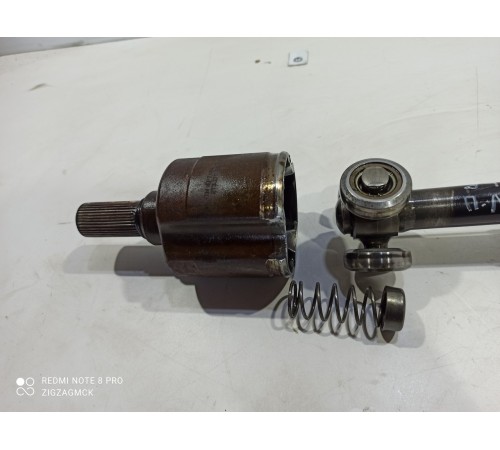 Привод(полуось) передний левый